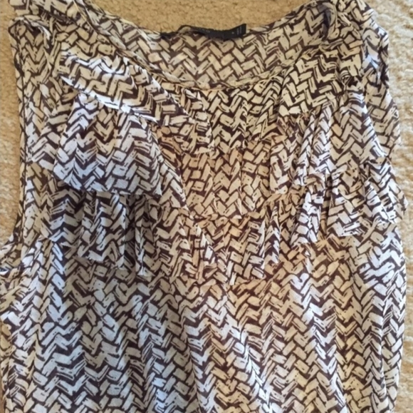 The Limited Ruffle Neckline Tops - Set Of Two - Picture 4 of 9